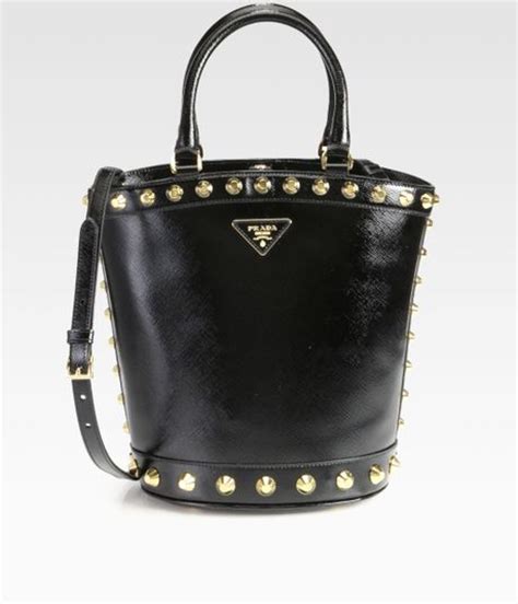 prada saffiano vernice bucket bag